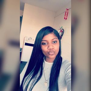 Meet your Posher, Kylia